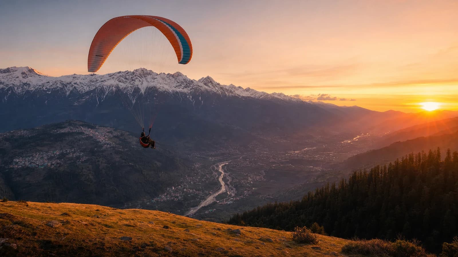 Paragliding above Solang Valley and the Himachal mountains